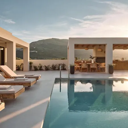 Verdelia, A Private Nature Gem By Mindyourvilla *
