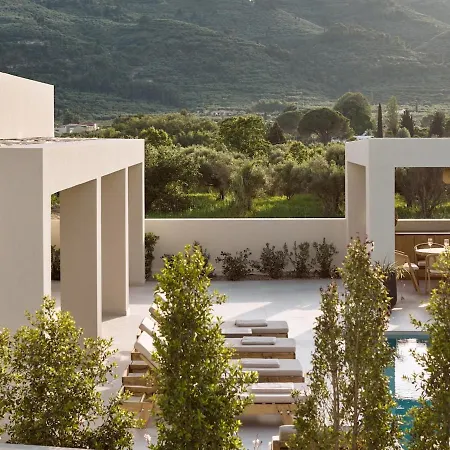 Villa Verdelia, A Private Nature Gem By Mindyourvilla *